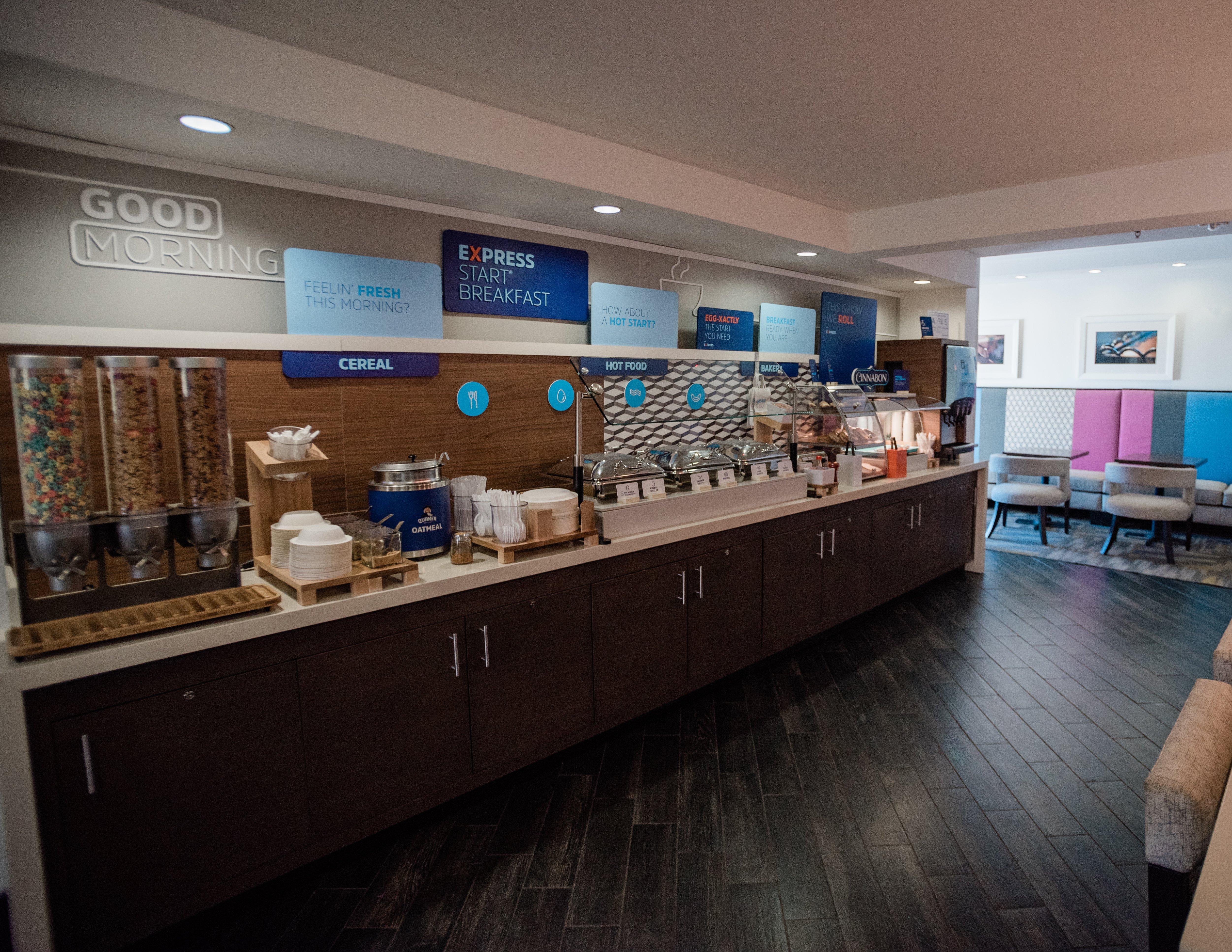 Holiday Inn Express Hickory - Hickory Mart By Ihg Exterior foto